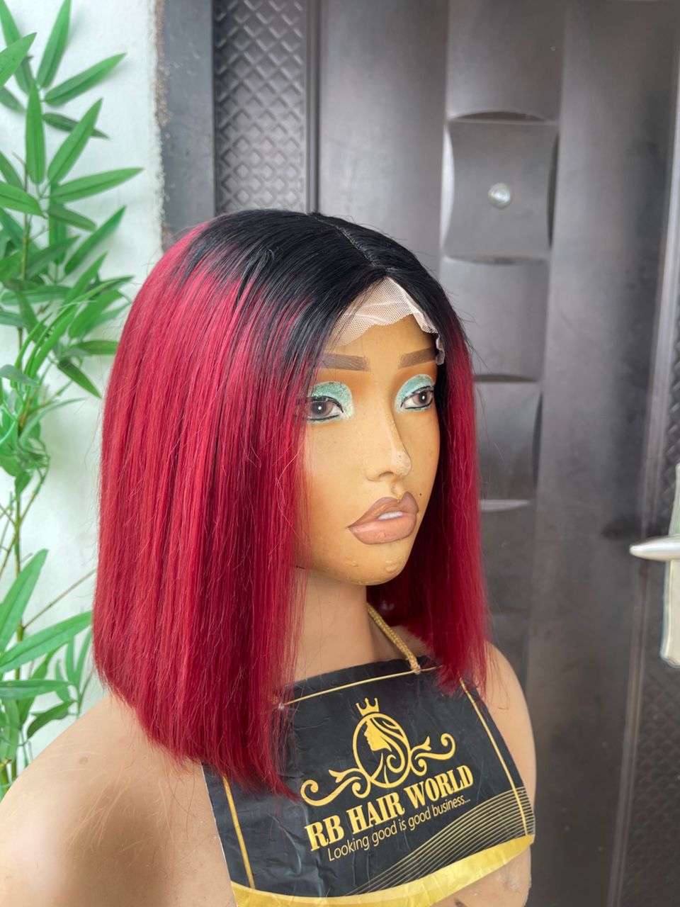 Mss Bob Wig